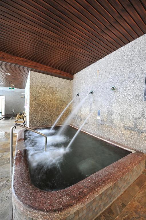 Chat Hot Spring Resort Ťi-lung Exteriér fotografie